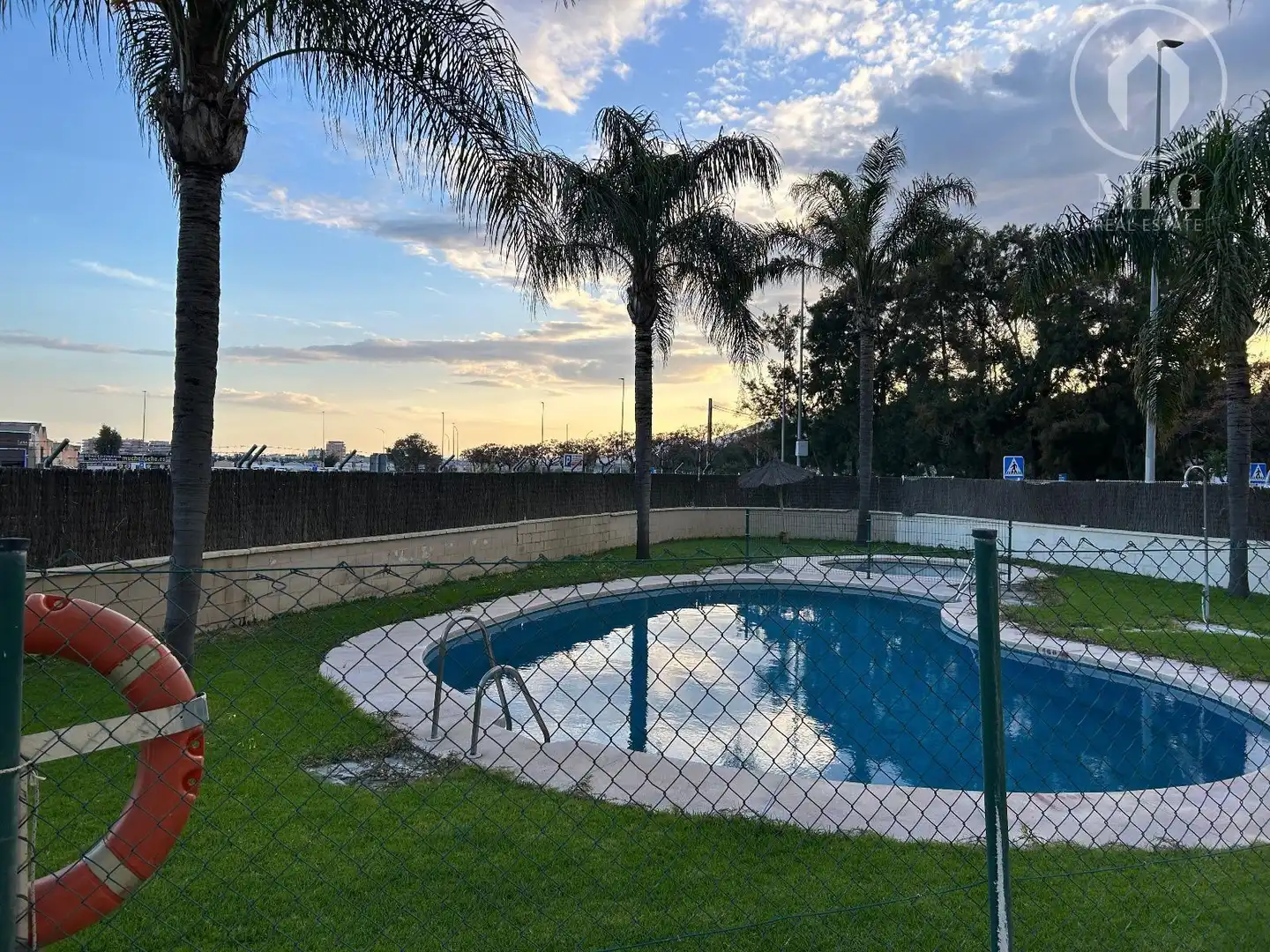 Piso con piscina en venta en Dolores Ibarruri, imagen 2