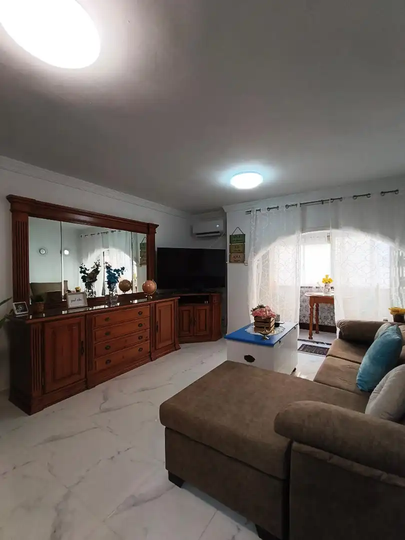 Sala de estar de Piso en venta en La Línea de la Concepción con Aire acondicionado y Amueblado