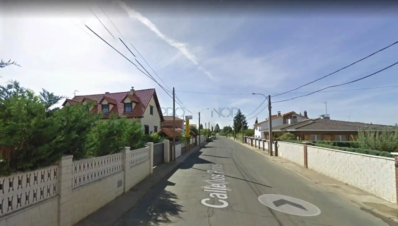Terreni e lotti in vendita a Valdefresno, imagen 2