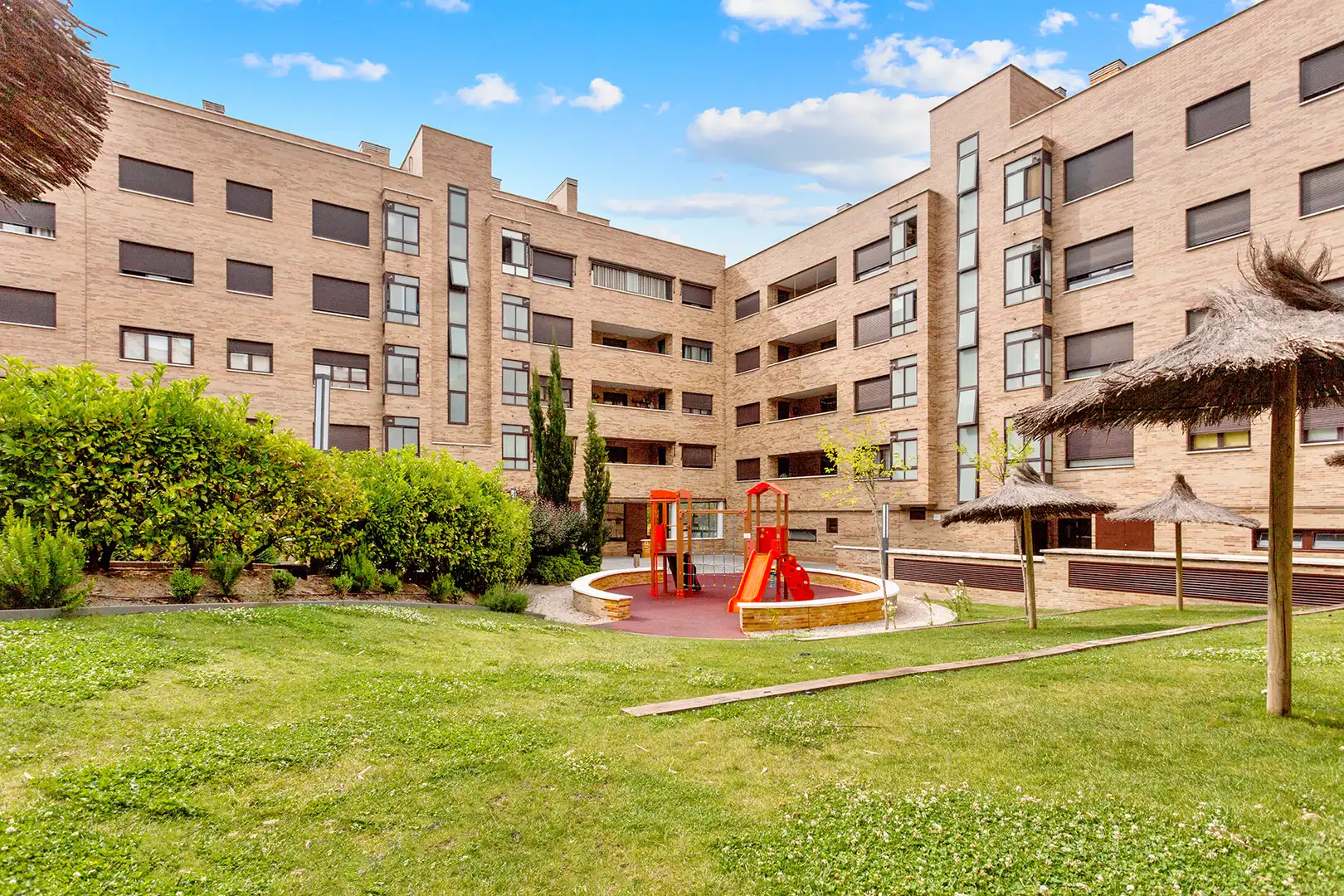 Pis en venda a Calle de Juan Gris, 3, Dehesa Vieja - Puente Cultural