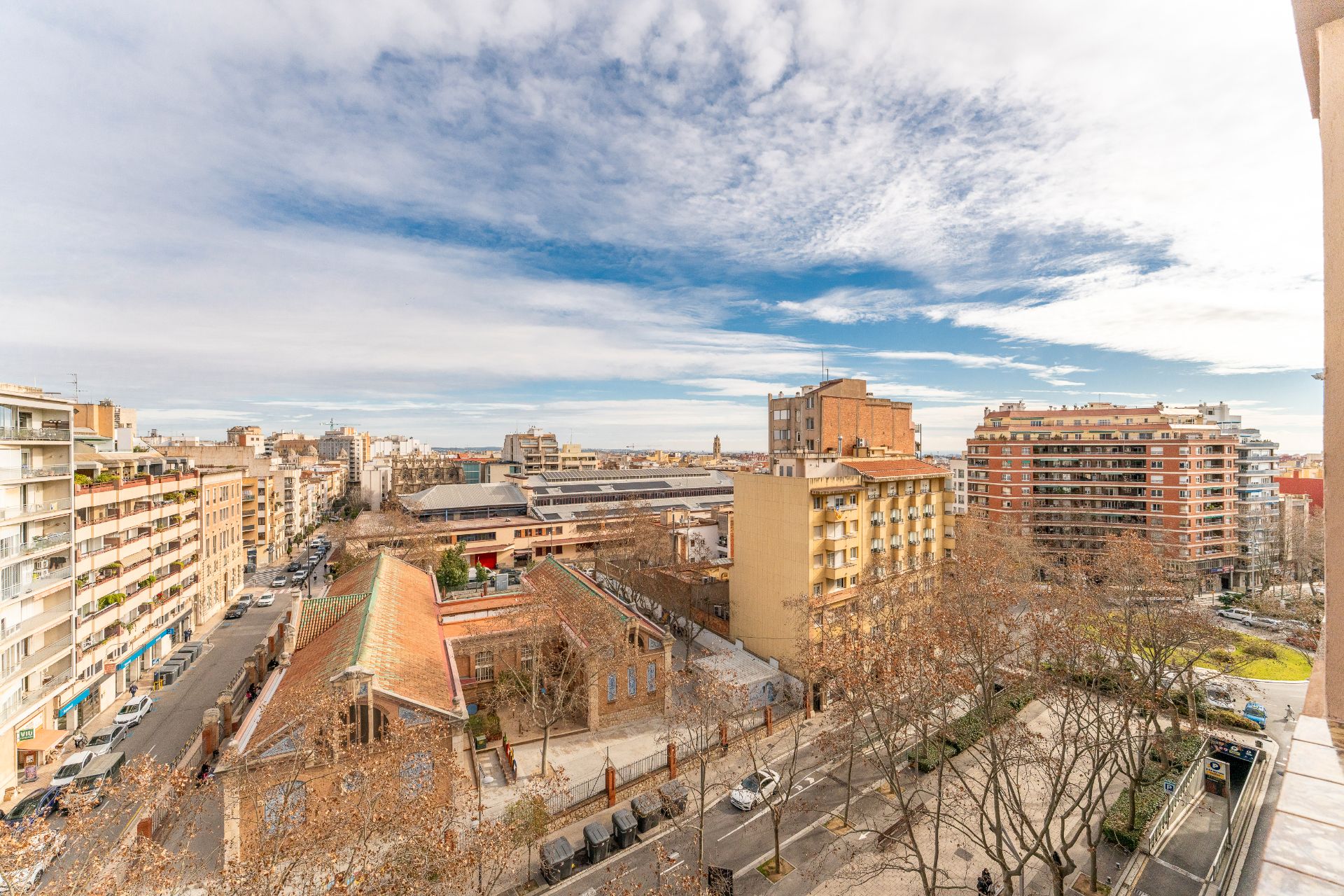 Vista exterior de Pis en venda en Reus amb Calefacció i Forn