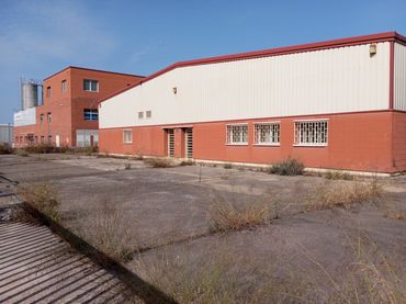 Nave industrial in vendita a Avenida Rodel 9