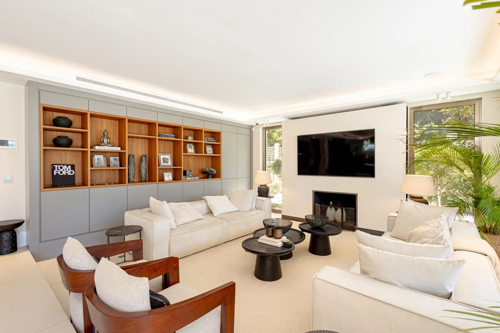 Sala d'estar de Casa o xalet de lloguer en Marbella amb Calefacció, Jardí privat i Terrassa