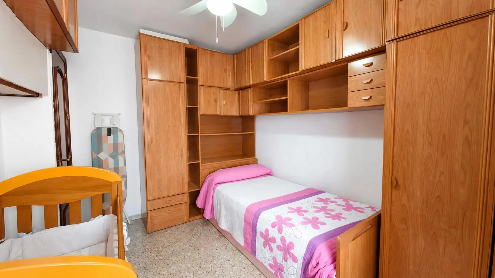 Habitación de Piso en venta en Córdoba con Aire acondicionado, Calefacción y Terraza