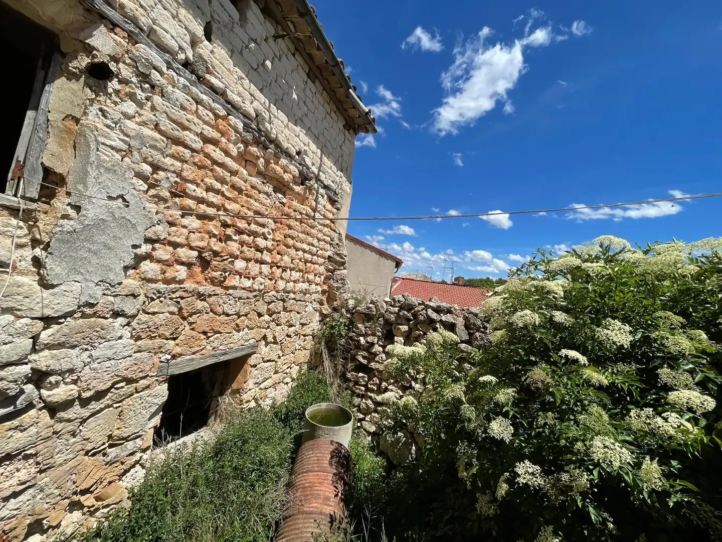 Vista exterior de Finca rústica en venda en Espinosa de Cerrato amb Jardí privat