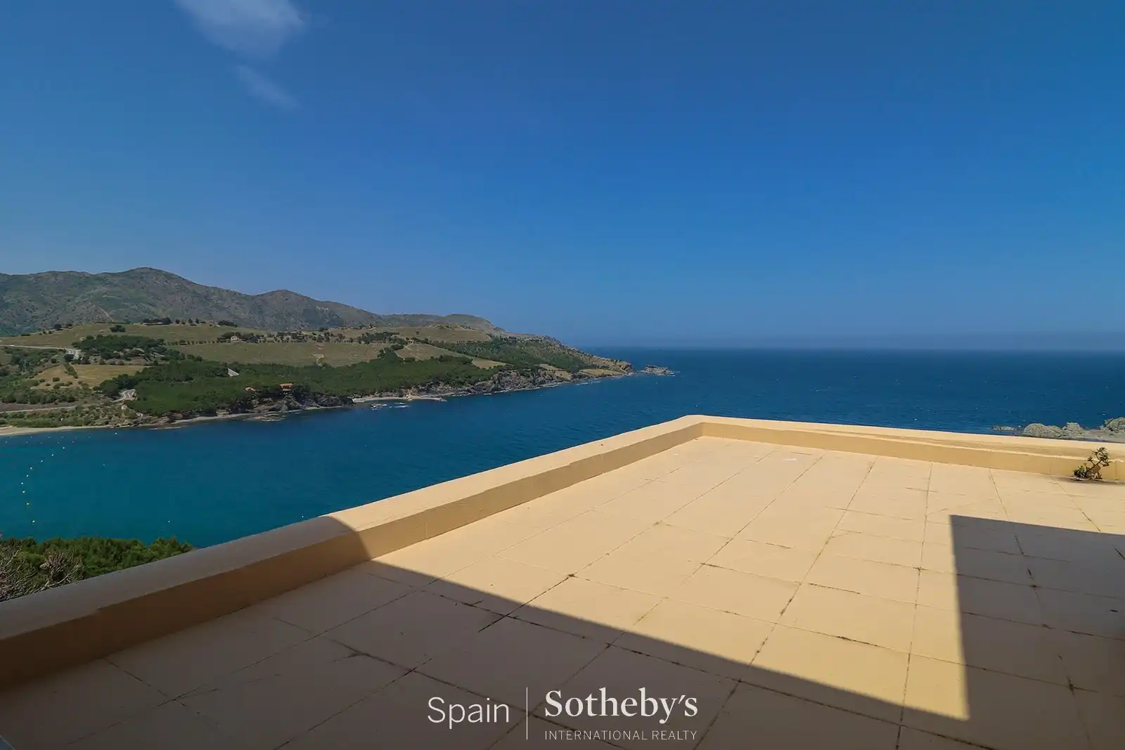Terrace of Houses for sale in Llançà  with Air Conditioner, Heating and Private garden
