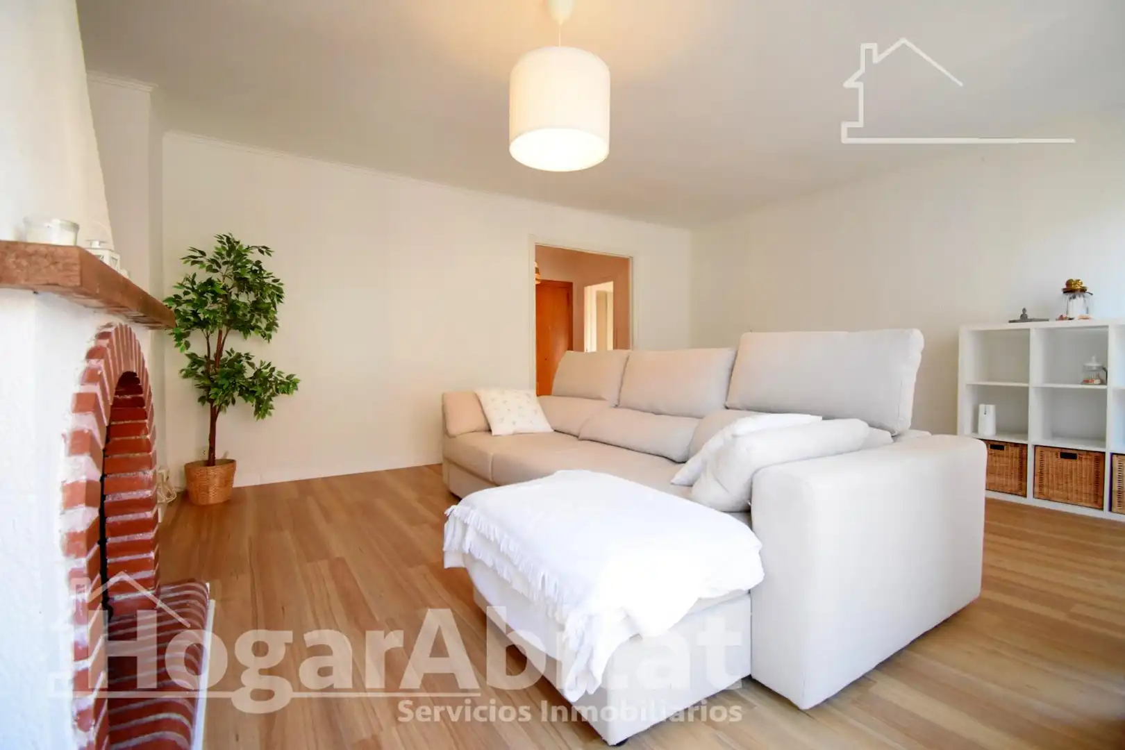 Living room of Flat for sale in Beniarbeig  with Air Conditioner, Parquet flooring and Terrace
