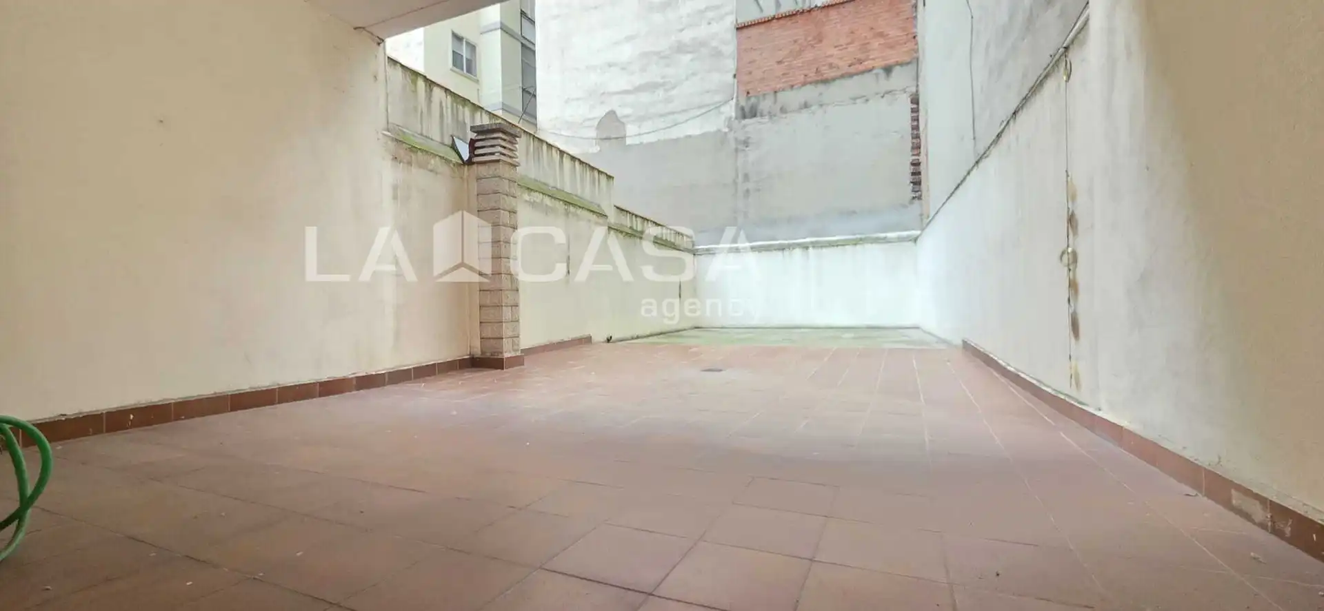 Casa adosada en venda en Valladolid amb Calefacció, Terrassa i Traster