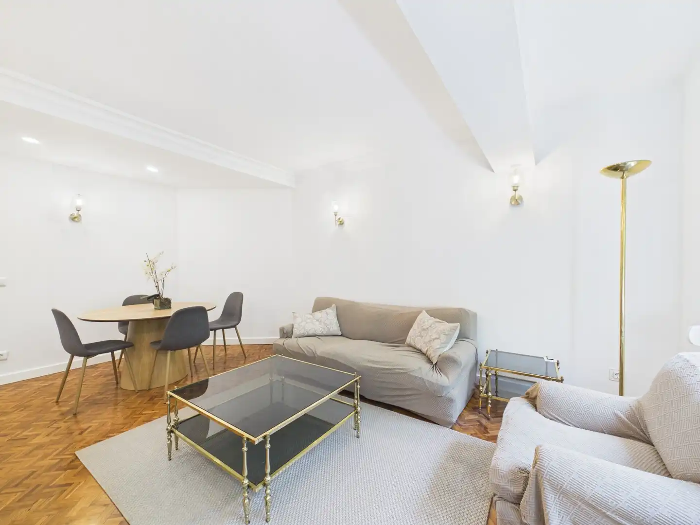 Living room of Flat for rent in  Palma de Mallorca  with Air Conditioner, Furnished and Balcony