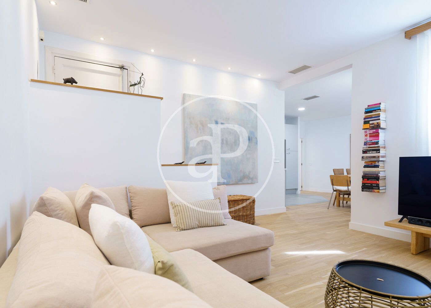 Living room of Flat to rent in  Madrid Capital  with Air Conditioner, Heating and Furnished