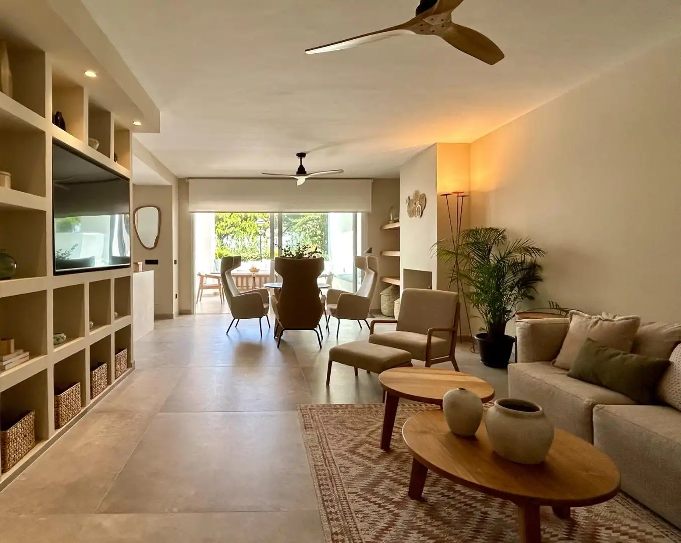 Living room of Apartments for sale in Marbella  with Air Conditioner, Heating and Private garden