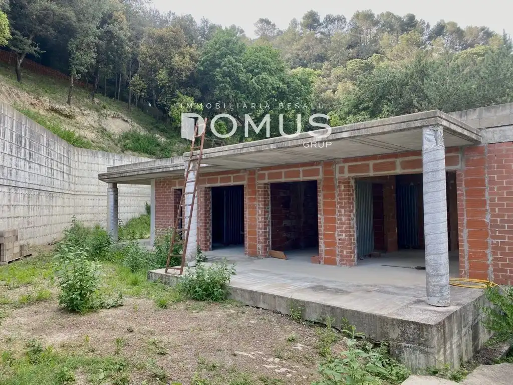 Vista exterior de Casa o chalet en venta en Montagut i Oix con Jardín privado y Terraza