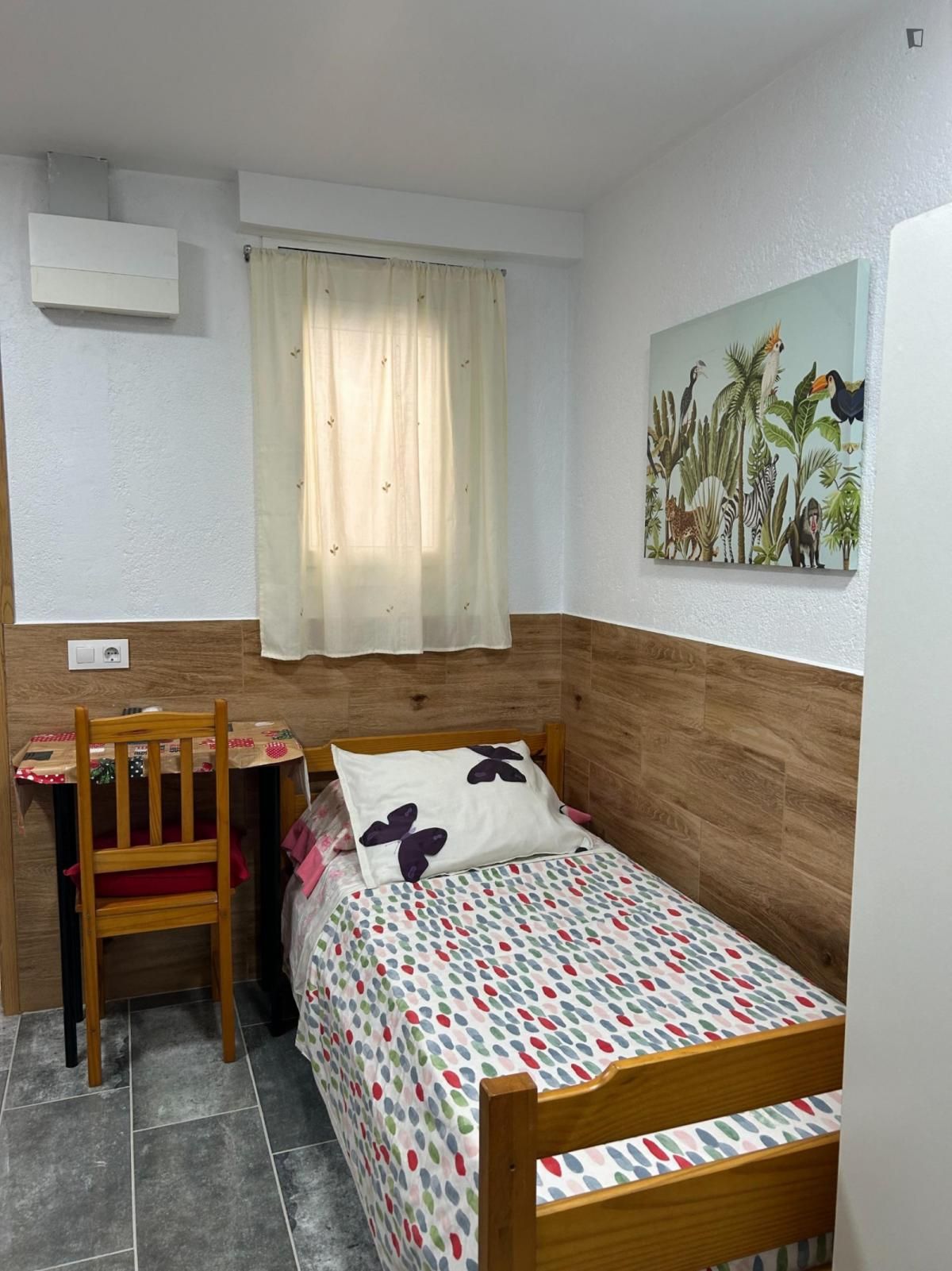 Study to rent in Collblanc
