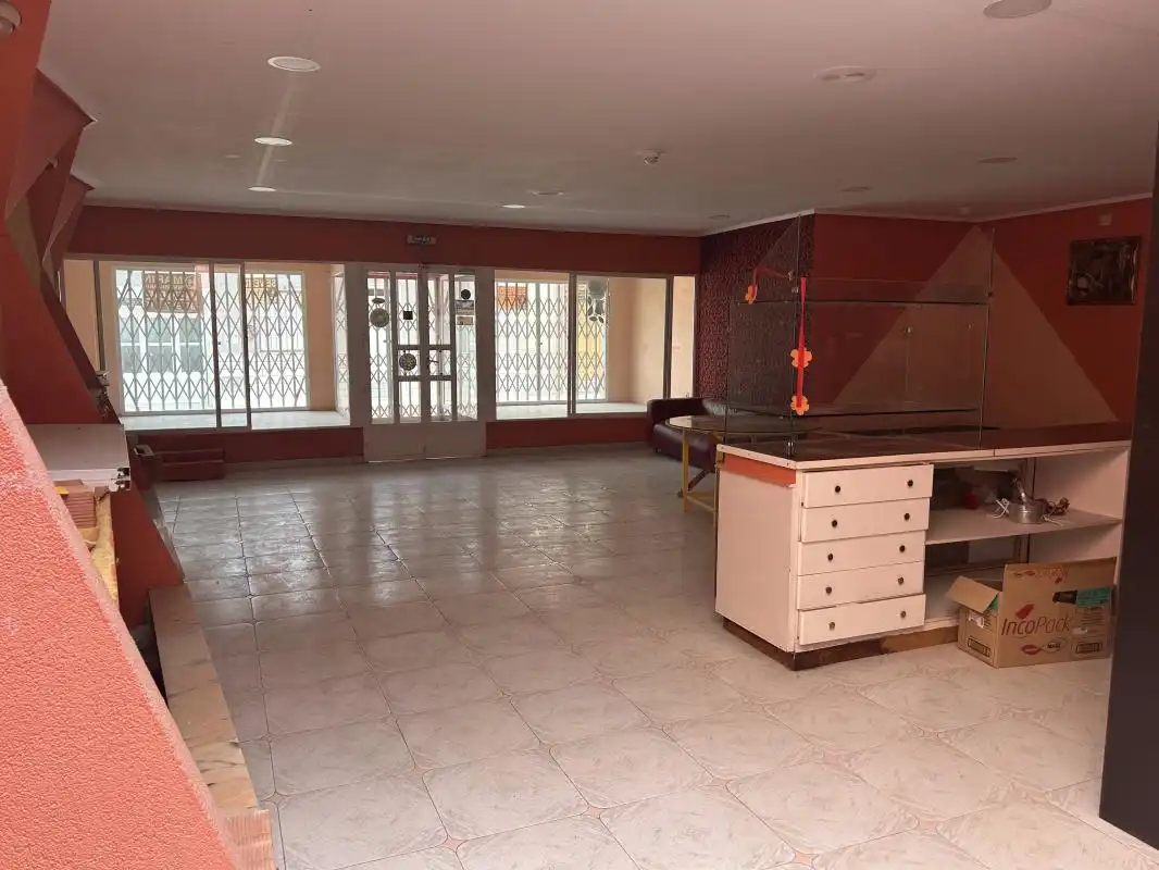 Casa adosada en venda en Cox amb Calefacció