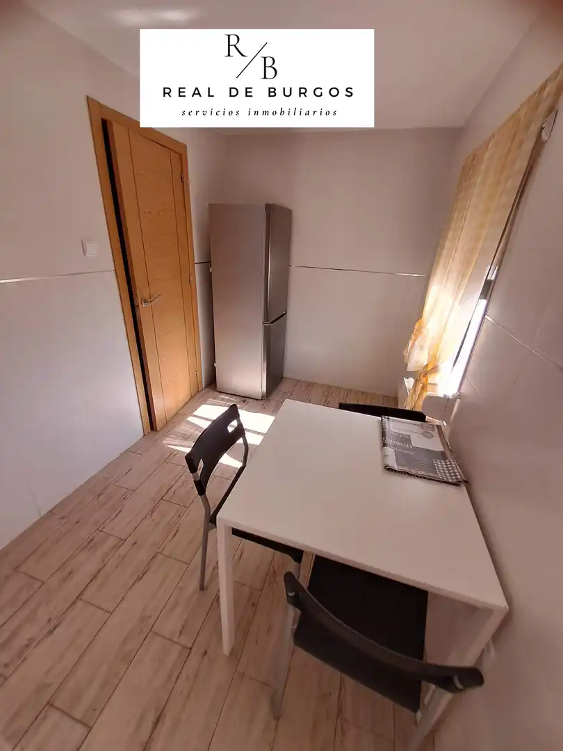 Kitchen of Flat for rent in Valladolid  with Heating, Terrace and Furnished