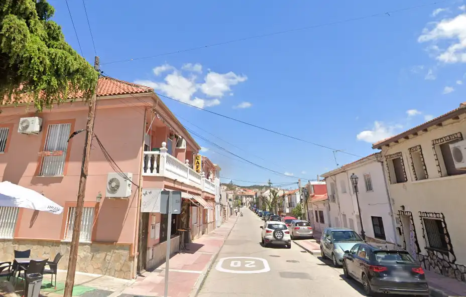 Vista exterior de Pis en venda en Tielmes