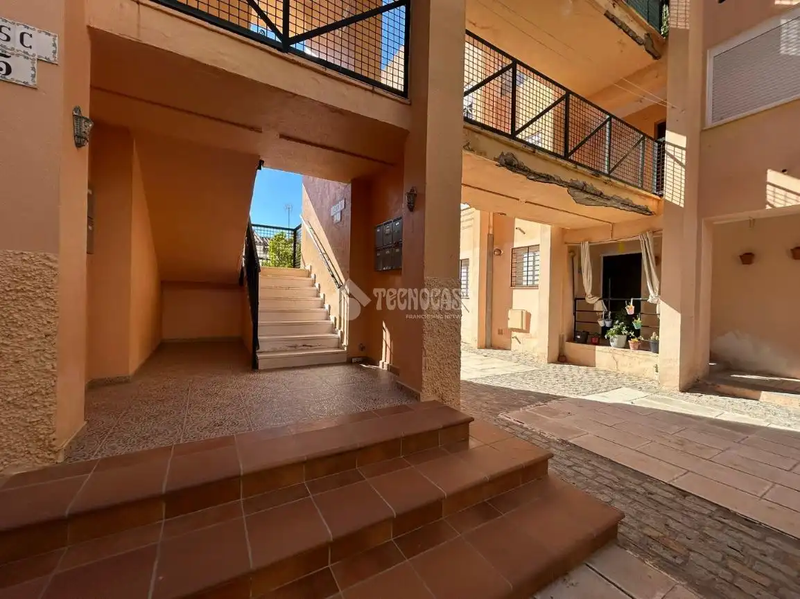 Vista exterior de Piso en venta en Arahal con Aire acondicionado, Calefacción y Terraza