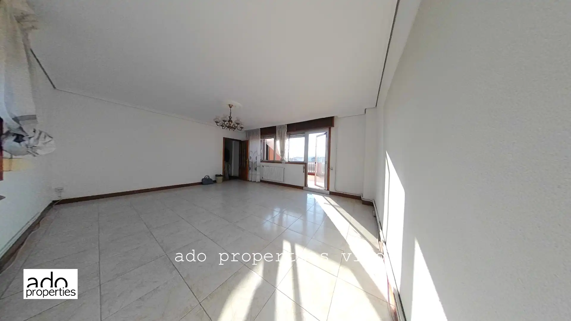 Sala de estar de Piso en venta en Vigo  con Terraza
