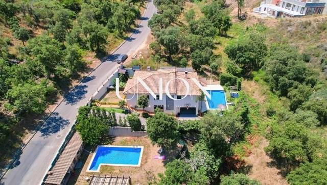 Casa-chalet en Venta en Urbanitzacions