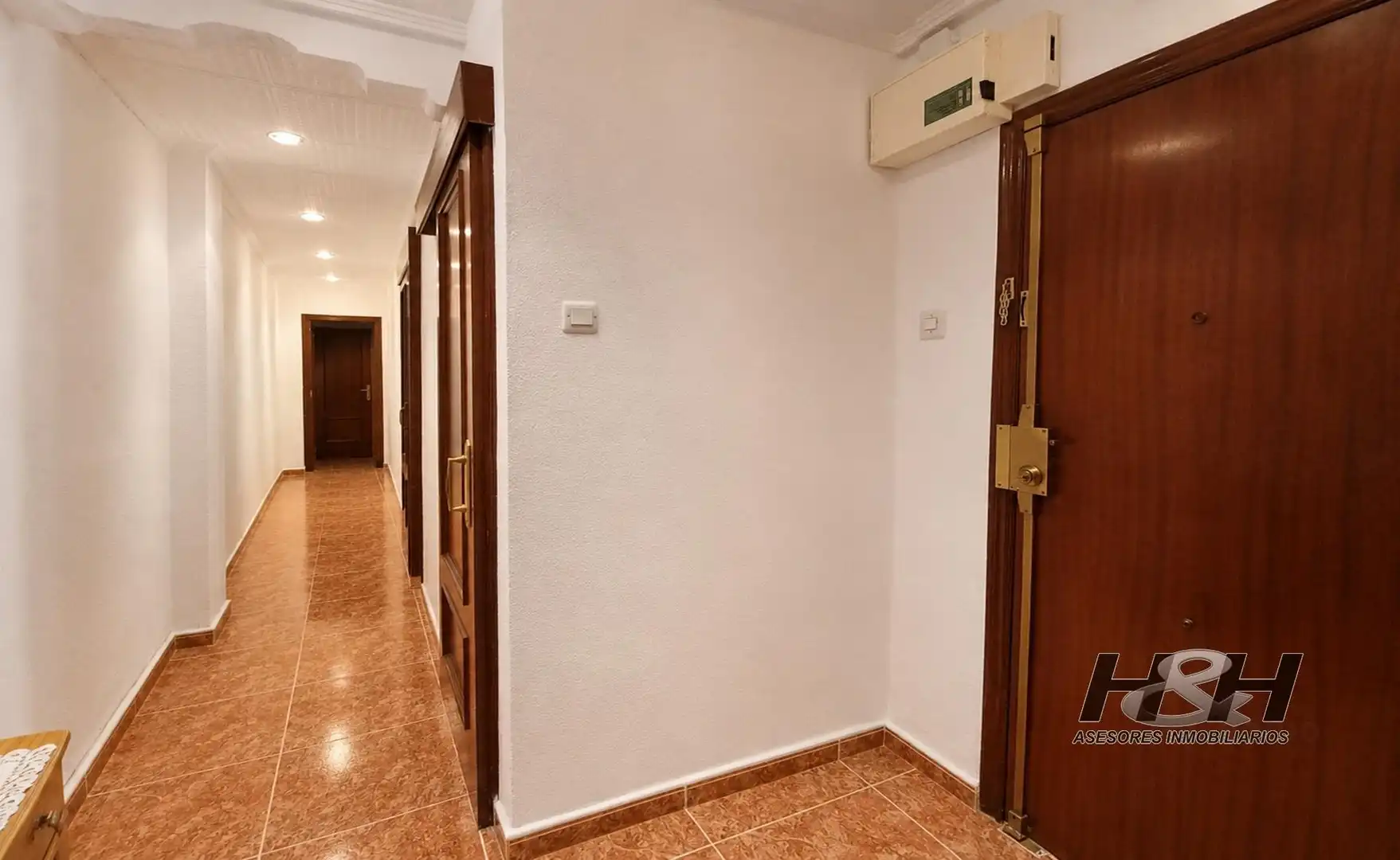 Piso en venta en Burjassot con Balcón