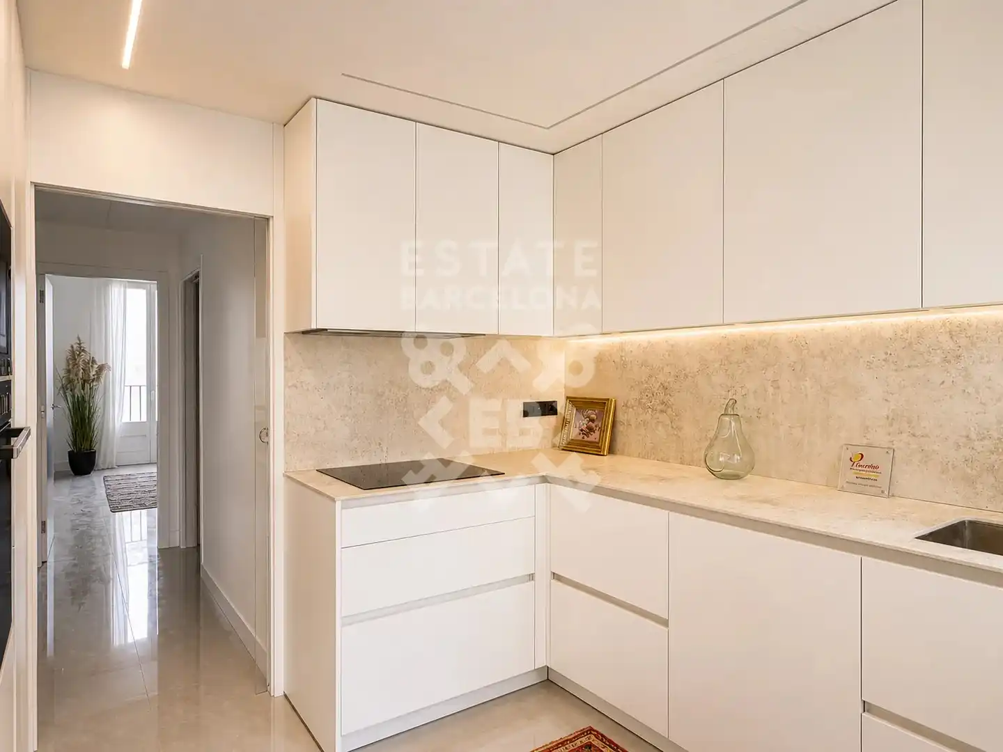 Cuina de Àtic en venda en Barcelona amb Aire condicionat, Terrassa i Moblat