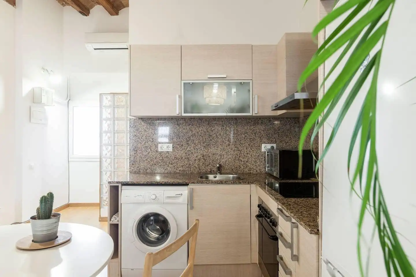 Piso con terraza en venta en Ciutat Vella, imagen 8