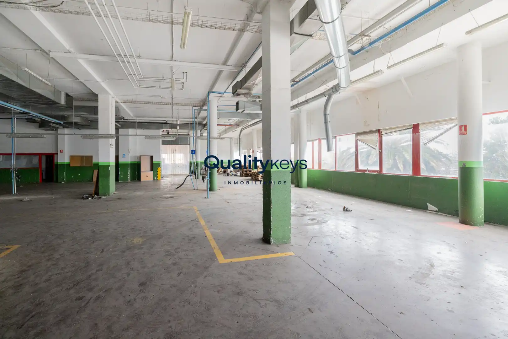 Nave industrial en venta en Ajalvir con Calefacción y Alarma