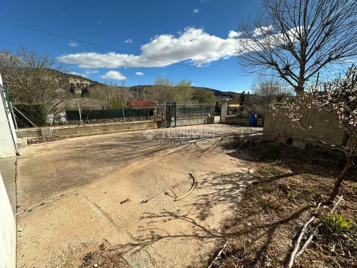 Local en venta en Aranzueque