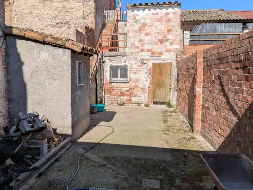 Casa adosada en venda en Els Alamús amb Piscina i Balcó