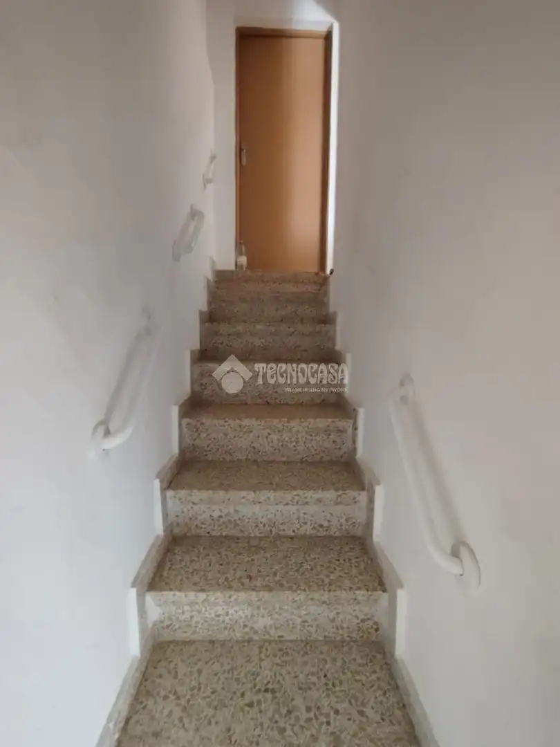 Casa adosada en venda en Espeluy amb Aire condicionat i Terrassa