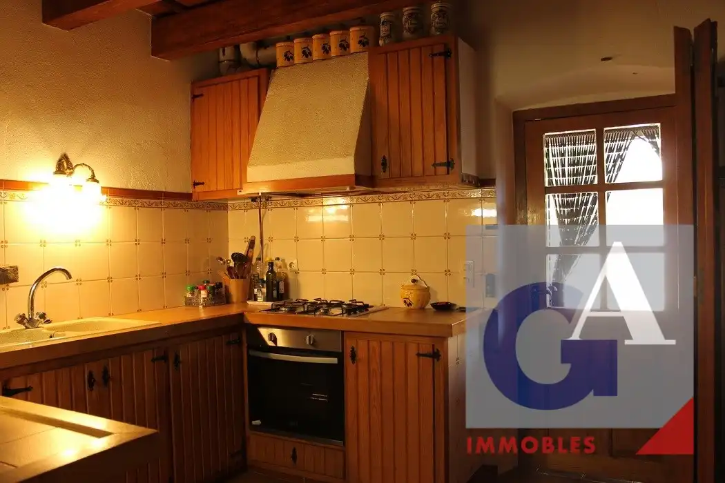 Casa rústica amb terrassa en venda a Sant Joan Les Fonts, imagen 18