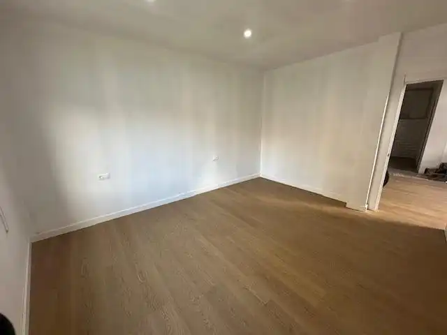 Maisonette zum Verkauf in Badalona mit Klimaanlage und Parkett