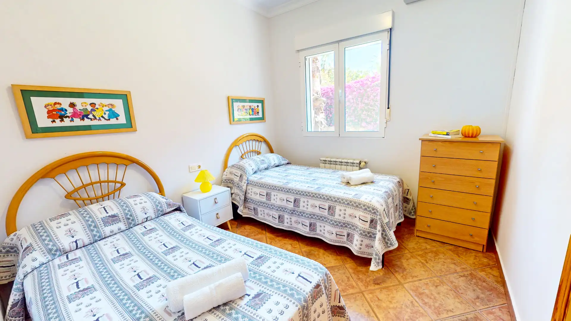 Habitación de Casa o chalet de alquiler en Dénia con Aire acondicionado, Calefacción y Jardín privado
