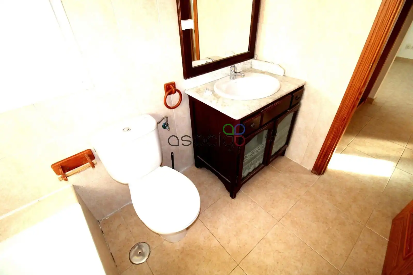 Baño de Casa adosada en venta en Azuqueca de Henares con Calefacción