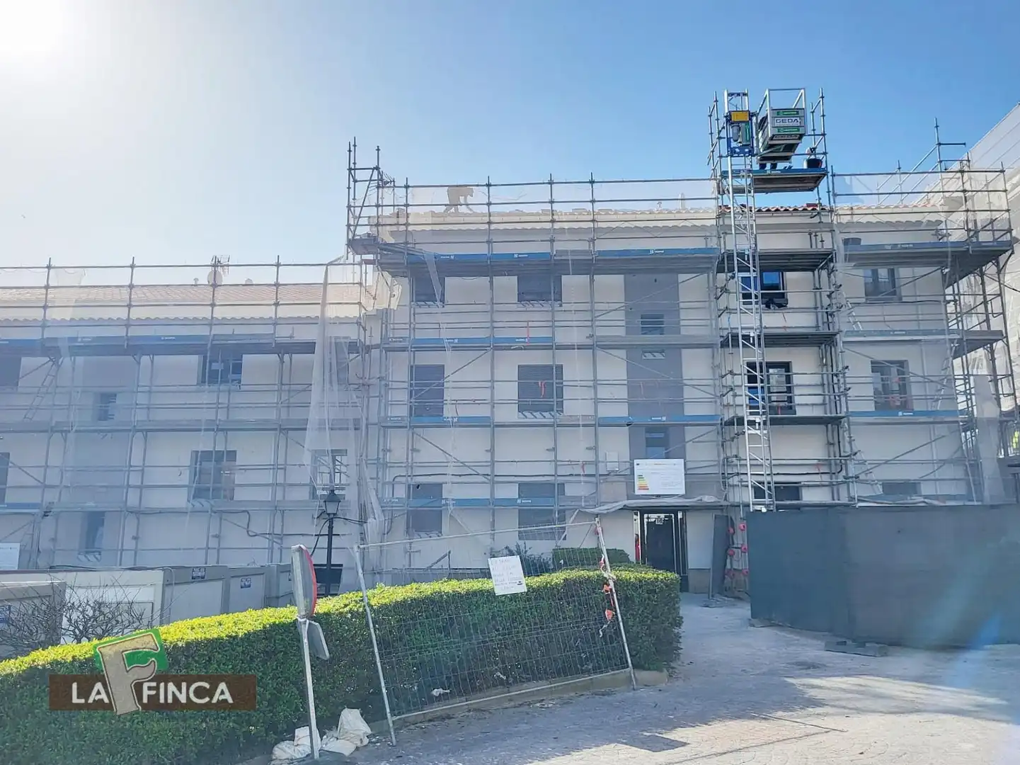 Vista exterior de Piso en venta en Oviedo 