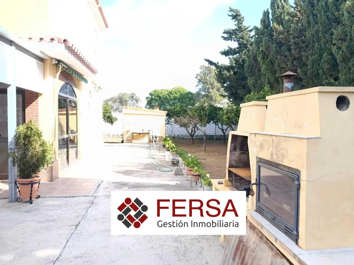 Exterior view of Houses for sale in El Puerto de Santa María  with Private garden, Terrace and Storage room
