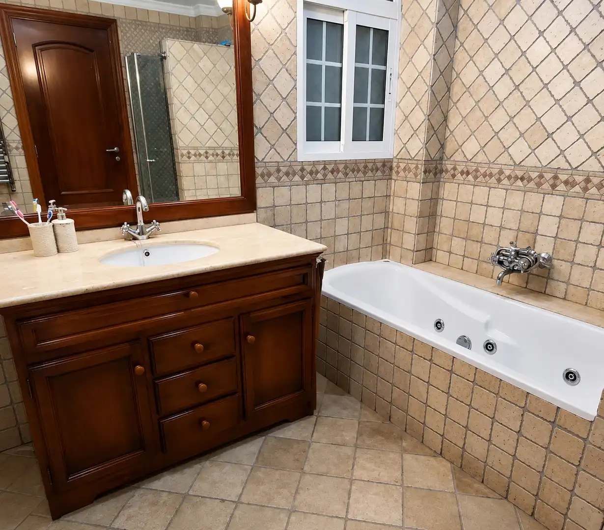 Badezimmer von Wohnung zur Miete in Vila-real mit Heizung und Balkon
