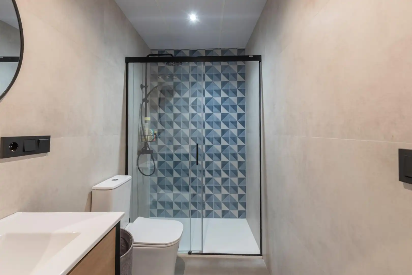Baño de Planta baja en venta en Granada con Aire acondicionado, Calefacción y Amueblado
