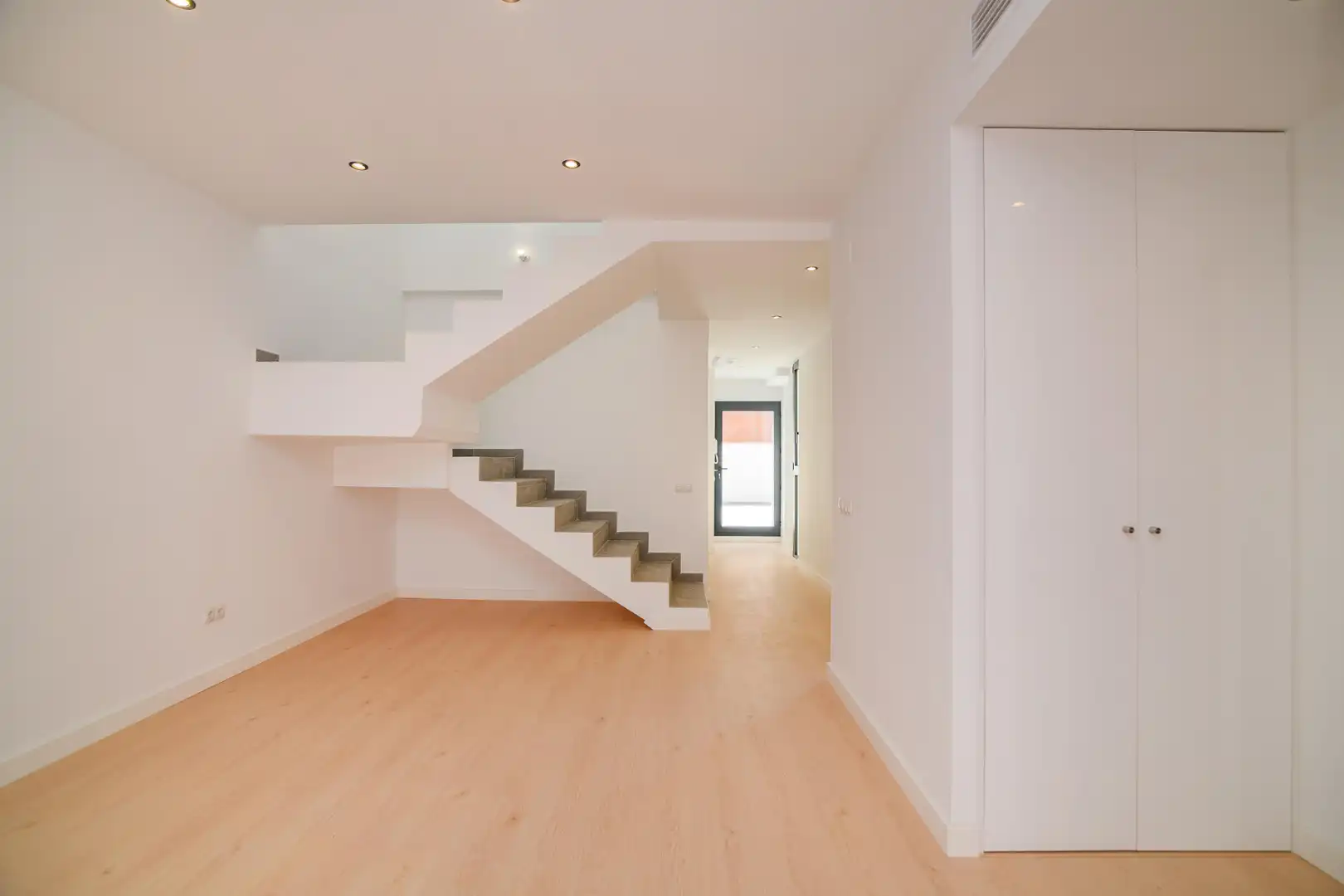 Penthouse with terrace for sale in Carrer Victòria 95, imagen 20