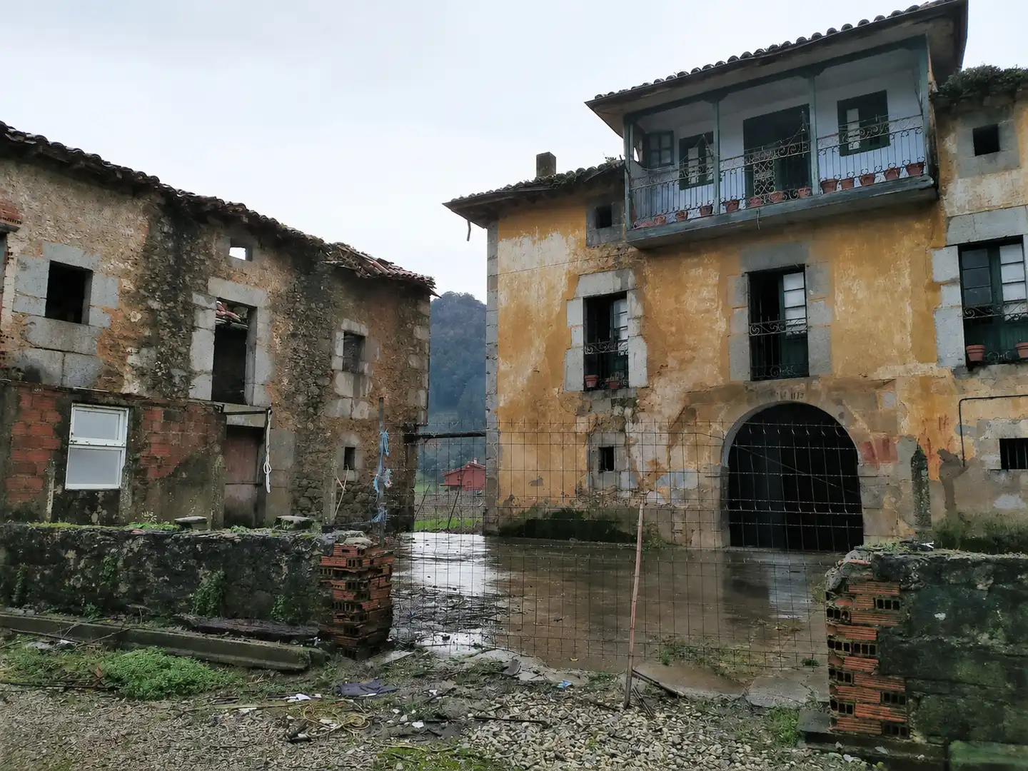 Casa a schiera con terrazza in vendita a Barrio San Miguel Aras