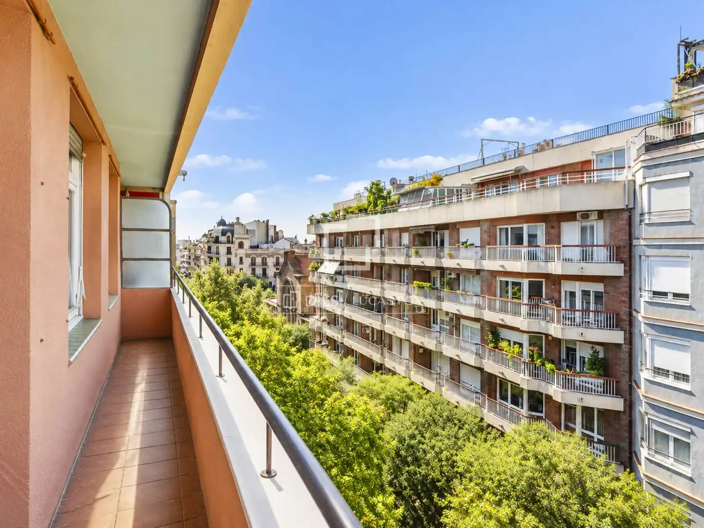 Exterior view of Flat for sale in Eixample