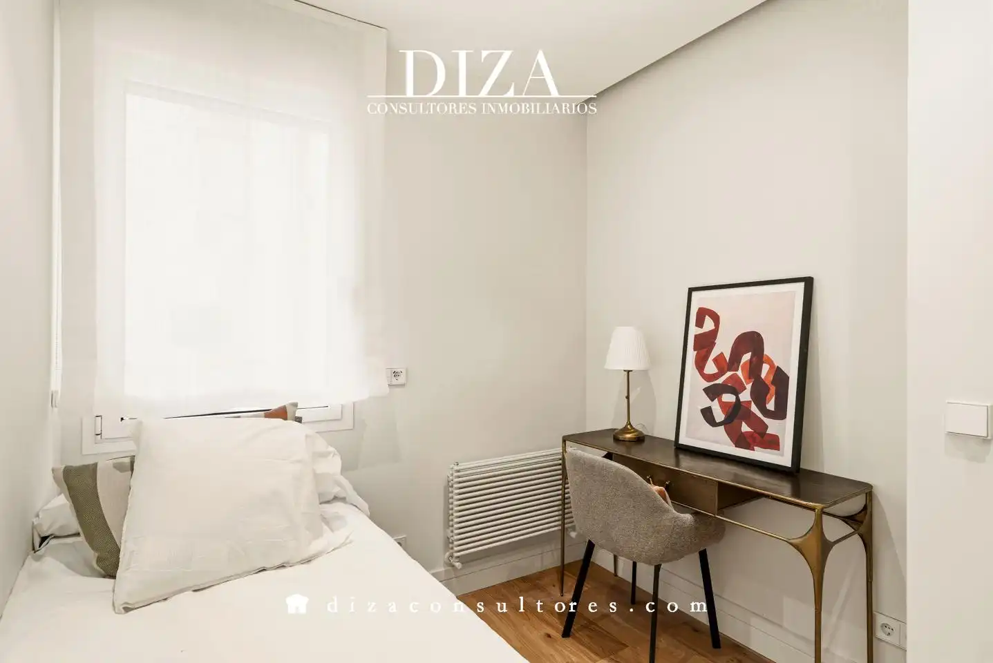 Bedroom of Flat for sale in Madrid  with Air Conditioner, Heating and Parquet flooring