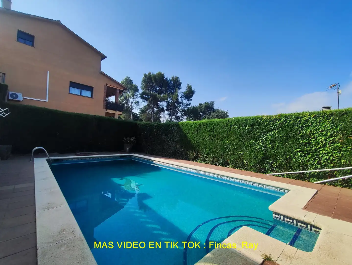 Piscina de Casa o xalet en venda en Lliçà d'Amunt amb Aire condicionat, Calefacció i Jardí privat