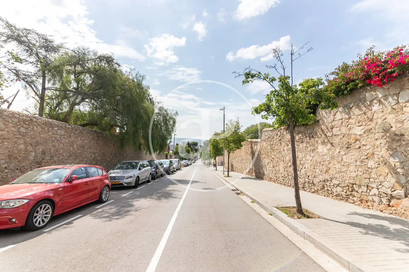Vista exterior de Casa o xalet de lloguer en Barcelona amb Aire condicionat, Calefacció i Jardí privat