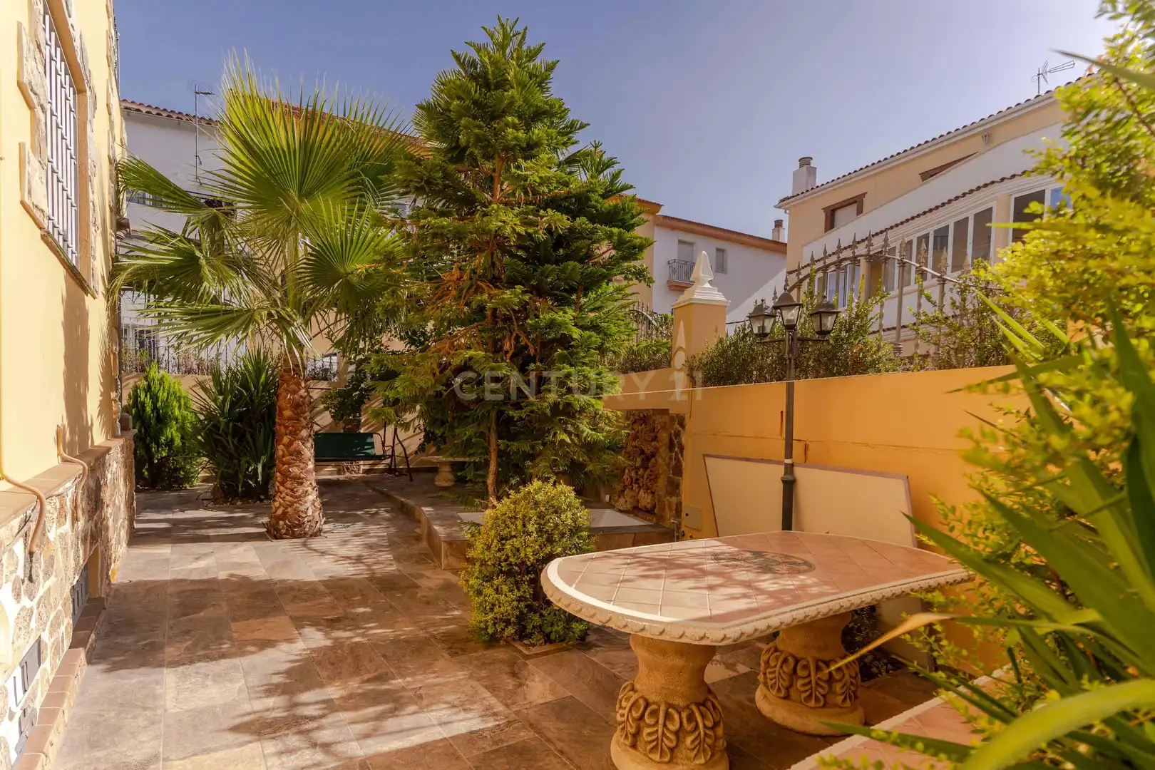 Terrace of Houses for sale in Baza  with Storage room and Balcony