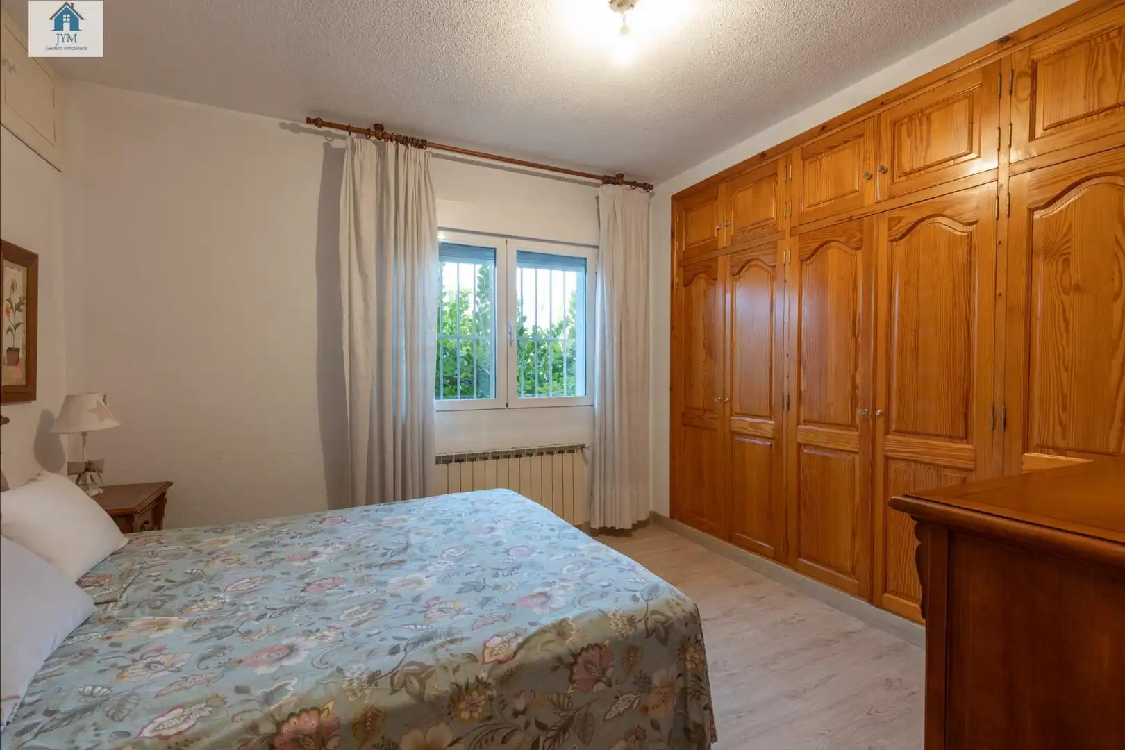 Terraced house with garden for sale in Calle GOJAR, imagen 4