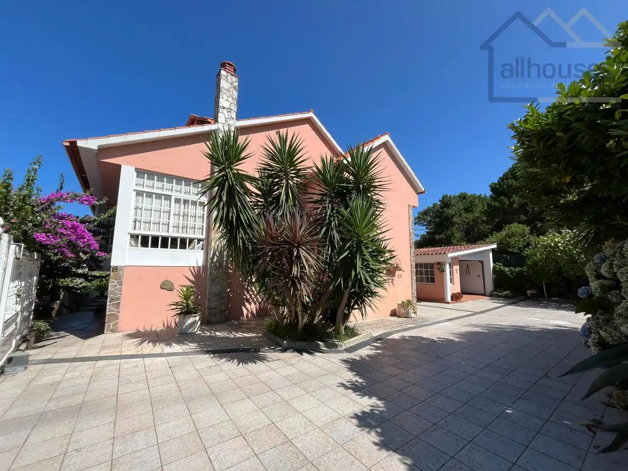 Detached house with pool for sale in Oia, imagen 2