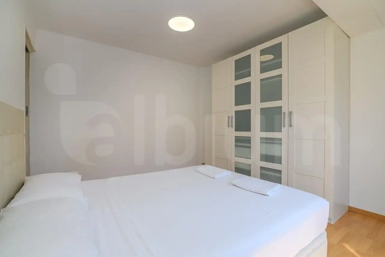 Schlafzimmer von Wohnung zum Verkauf in Barcelona mit Klimaanlage, Parkett und Möbliert