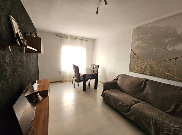 Piso en Venta en Calle FIVALLER en Riera