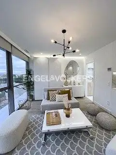 Sala d'estar de Estudi de lloguer en Madrid amb Aire condicionat, Calefacció i Piscina